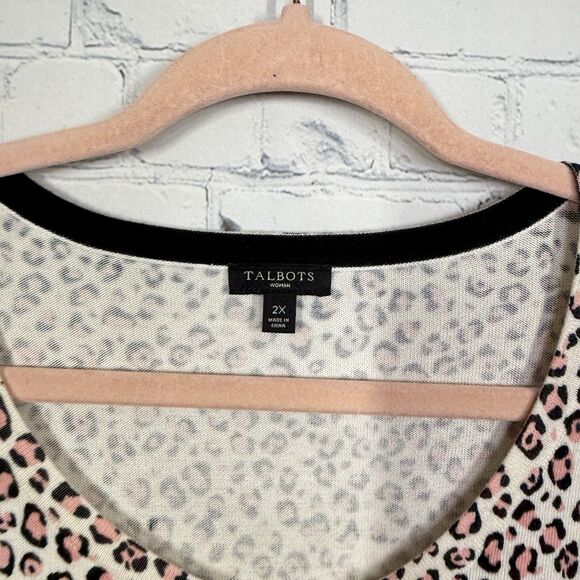 Talbots Blouse Women Plus Size 2X Animal Print Black Pink Front Button Casual - Picture 4 of 9